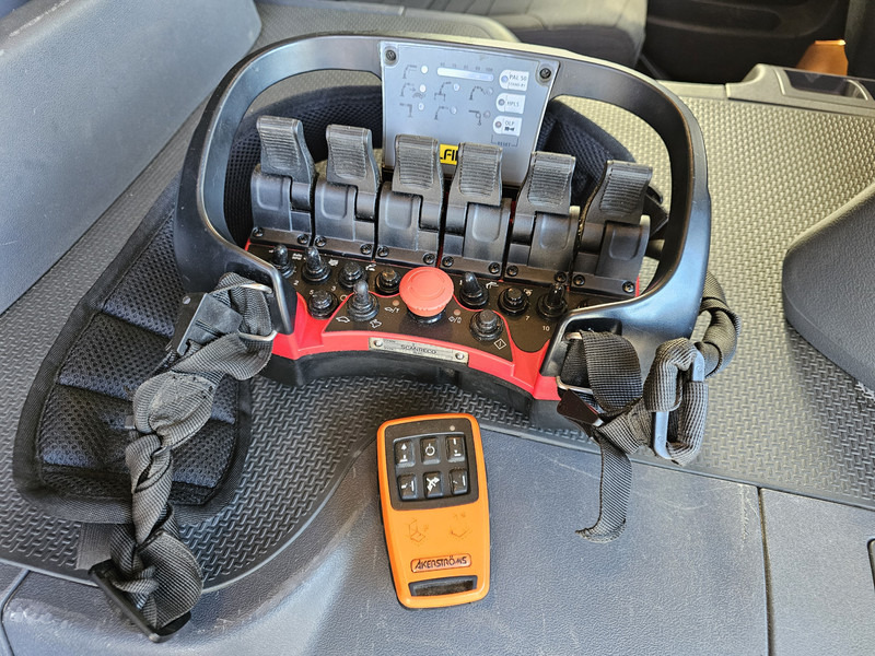 Scania P320 4x2 / PALFINGER PK14002 / CRANE/KRAN - Dropside/ Flatbed truck, Crane truck: picture 5 Scania P320 4x2 / PALFINGER PK14002 / CRANE/KRAN - Dropside/ Flatbed truck, Crane truck: picture 5