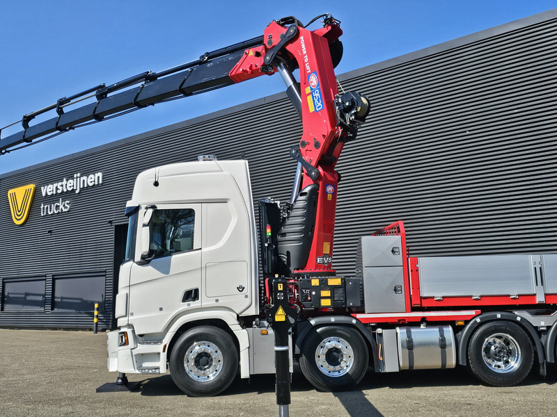 Interior photo 1: Crane truck Scania R590 8x2*6 HMF 9520 + JiB + WINCH / TRACTOR /