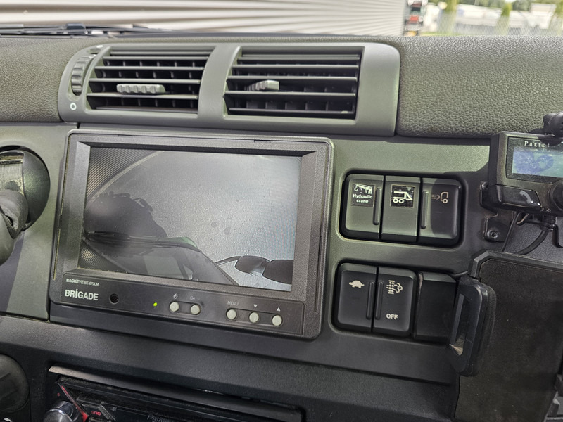 Tipper, Crane truck Tatra 6X6 / T158/II / 2 SIDE TIPPER - HMF Z CRANE: picture 18 Tipper, Crane truck Tatra 6X6 / T158/II / 2 SIDE TIPPER - HMF Z CRANE: picture 18