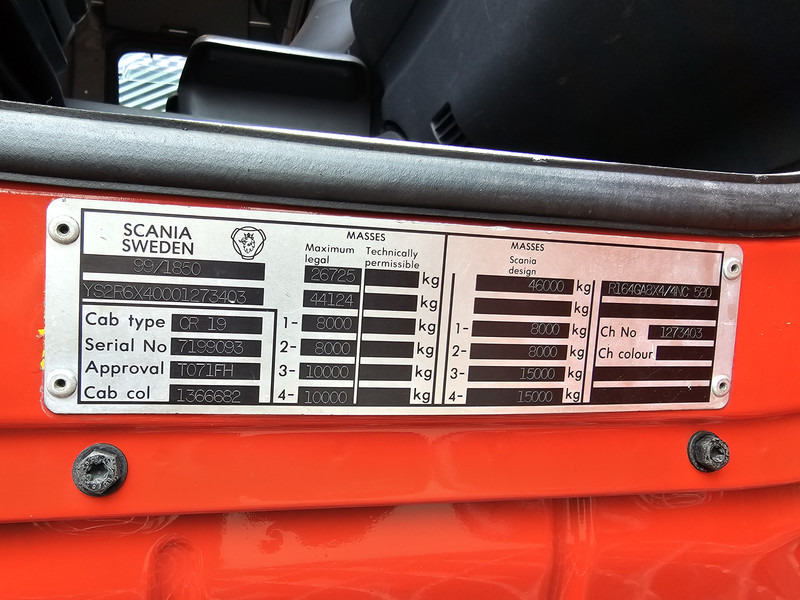 Tractor unit Scania R 164.580 8x4-4 / 150T / MANUAL / RETARDER / BIG AXLE: picture 17 Tractor unit Scania R 164.580 8x4-4 / 150T / MANUAL / RETARDER / BIG AXLE: picture 17