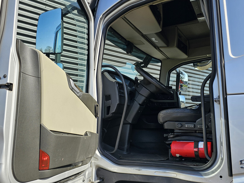 Dropside/ Flatbed truck, Crane truck Volvo FH540 / EFFER 525S / JIB 4S-HD / 8x4/4: picture 16