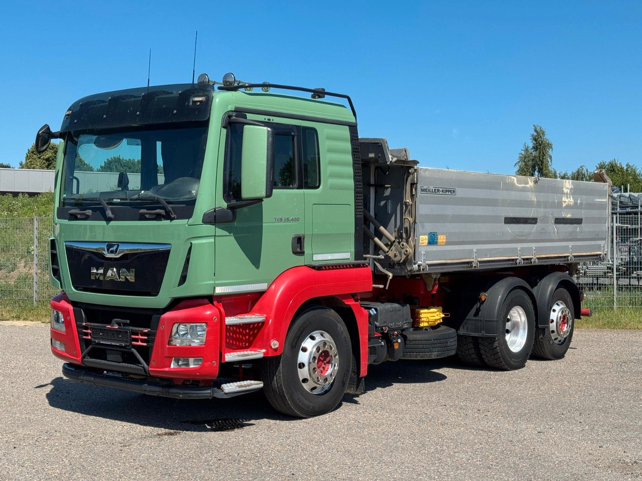 MAN 26.460 6x2 Meiller 3. Seitenkipper - Tipper: picture 4 MAN 26.460 6x2 Meiller 3. Seitenkipper - Tipper: picture 4