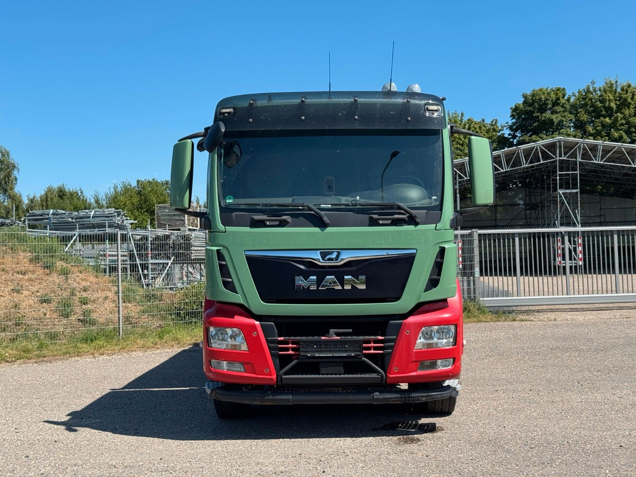 MAN 26.460 6x2 Meiller 3. Seitenkipper - Tipper: picture 5 MAN 26.460 6x2 Meiller 3. Seitenkipper - Tipper: picture 5