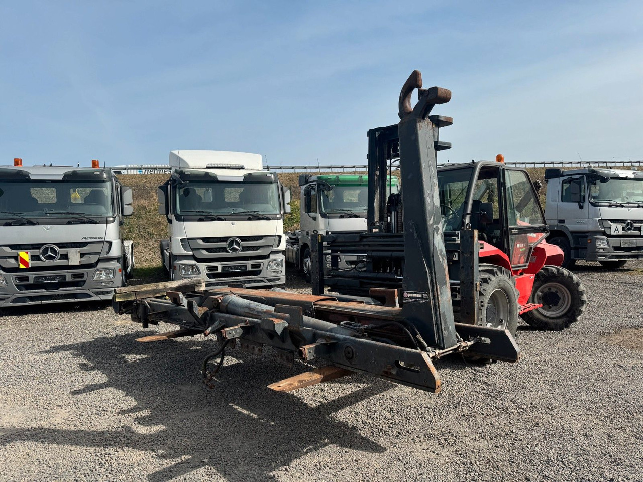 Meiller Abrollaufbau für 6X4 mit 3,90 Radstand - Hook lift truck: picture 3 Meiller Abrollaufbau für 6X4 mit 3,90 Radstand - Hook lift truck: picture 3