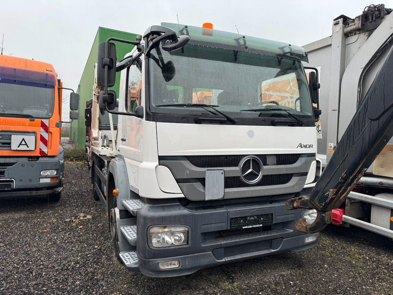 Mercedes-Benz 1833 4X2 Meiller AK 12 Absetzkipper Mercedes-Benz 1833 4X2 Meiller AK 12 Absetzkipper - Skip loader truck: picture 1 Mercedes-Benz 1833 4X2 Meiller AK 12 Absetzkipper Mercedes-Benz 1833 4X2 Meiller AK 12 Absetzkipper - Skip loader truck: picture 1