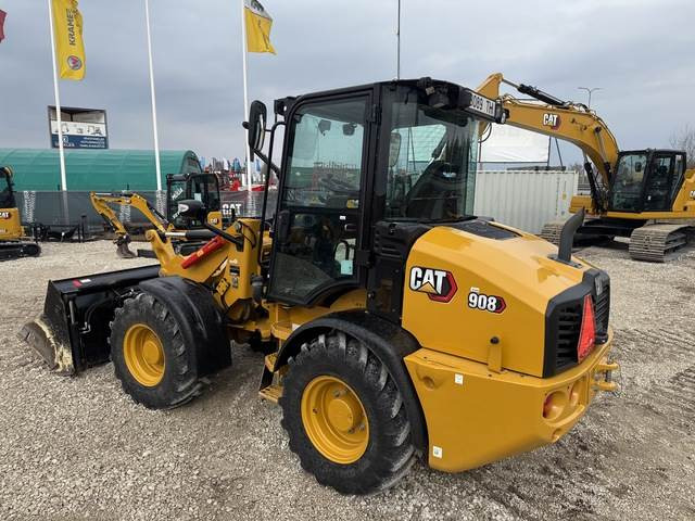 CAT 908 - Wheel loader: picture 2 CAT 908 - Wheel loader: picture 2