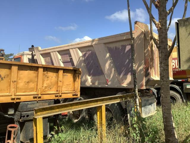 Mercedes-Benz ACTROS 3341 - Tipper: picture 2 Mercedes-Benz ACTROS 3341 - Tipper: picture 2