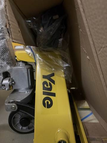 Yale 1100 - Pallet truck: picture 2 Yale 1100 - Pallet truck: picture 2