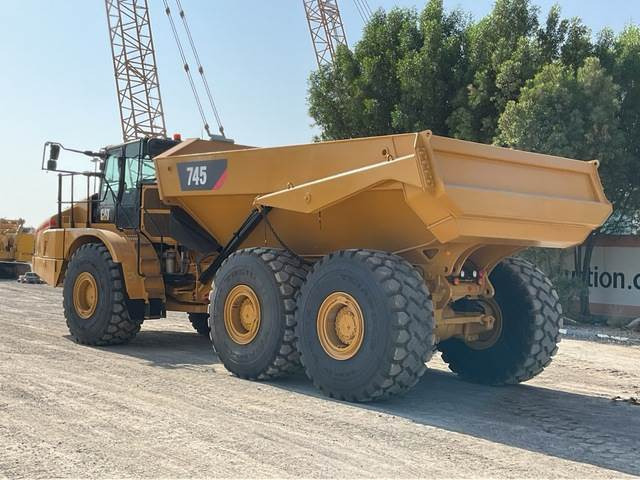 CAT 745 - Articulated dumper: picture 3 CAT 745 - Articulated dumper: picture 3
