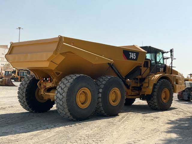 CAT 745 - Articulated dumper: picture 3 CAT 745 - Articulated dumper: picture 3