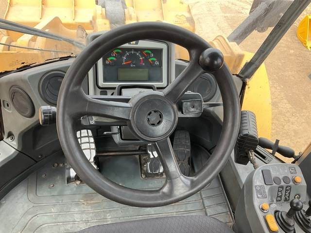 Wheel loader CAT 966L: picture 24
