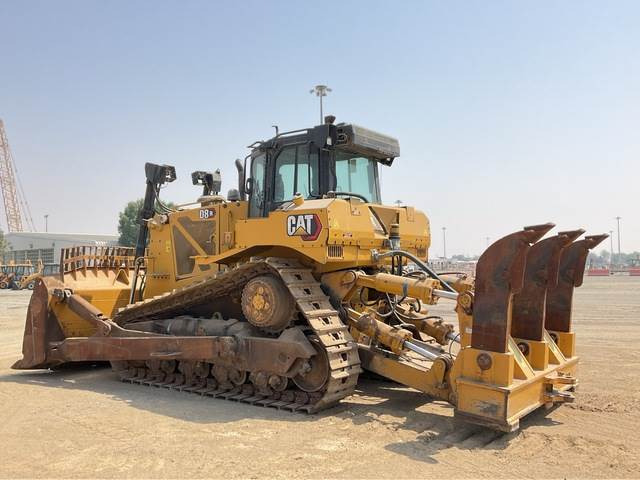 CAT D8R - Bulldozer: picture 2 CAT D8R - Bulldozer: picture 2