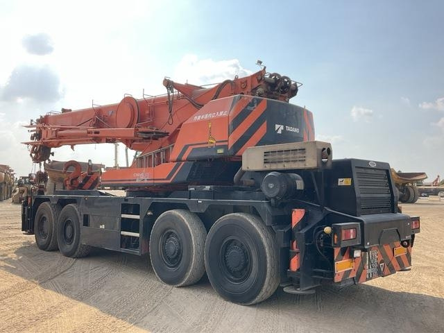 Tadano GR700N-2 - Rough terrain crane: picture 3 Tadano GR700N-2 - Rough terrain crane: picture 3