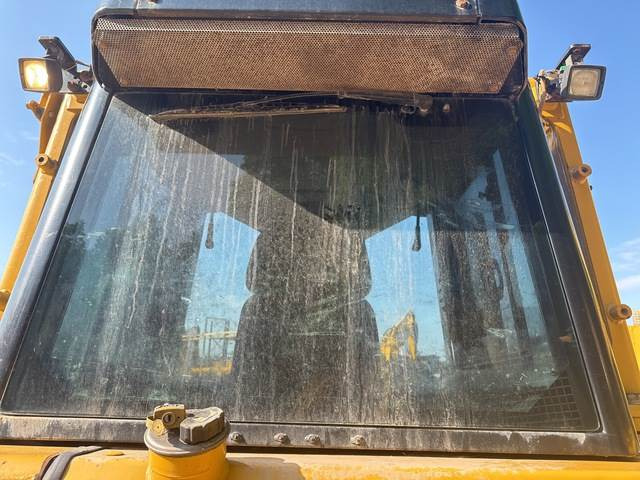 Bulldozer CAT D6N LGP: picture 13