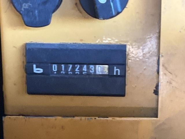 Wheel excavator CAT M320: picture 9