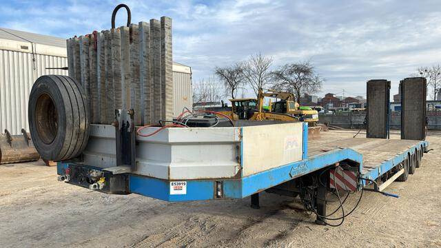 Noteboom OSD - Low loader semi-trailer: picture 1 Noteboom OSD - Low loader semi-trailer: picture 1
