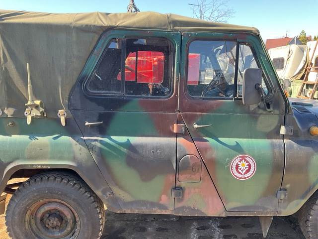 Car UAZ 469B: picture 14