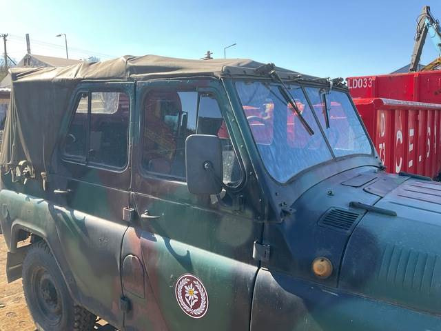 Car UAZ 469B: picture 13