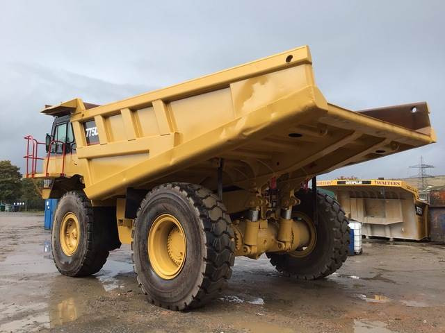 CAT 775D - Rigid dumper/ Rock truck: picture 2 CAT 775D - Rigid dumper/ Rock truck: picture 2
