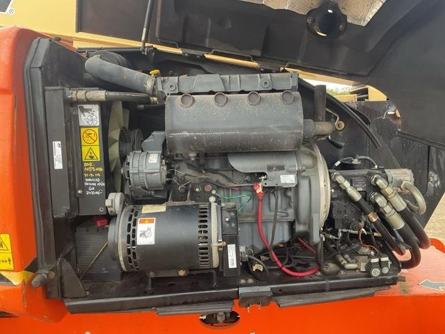 Articulated boom JLG 600AJ: picture 14
