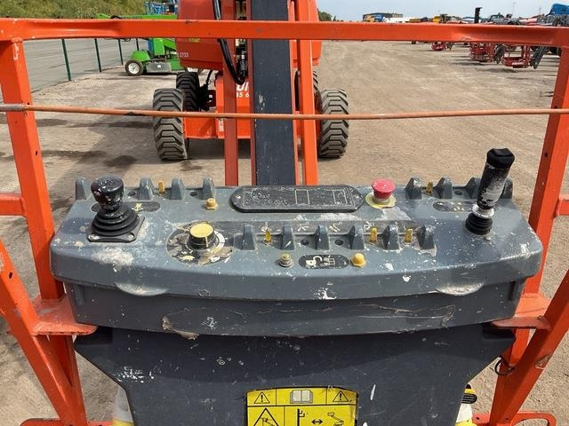 Telescopic boom JLG 660SJ: picture 8