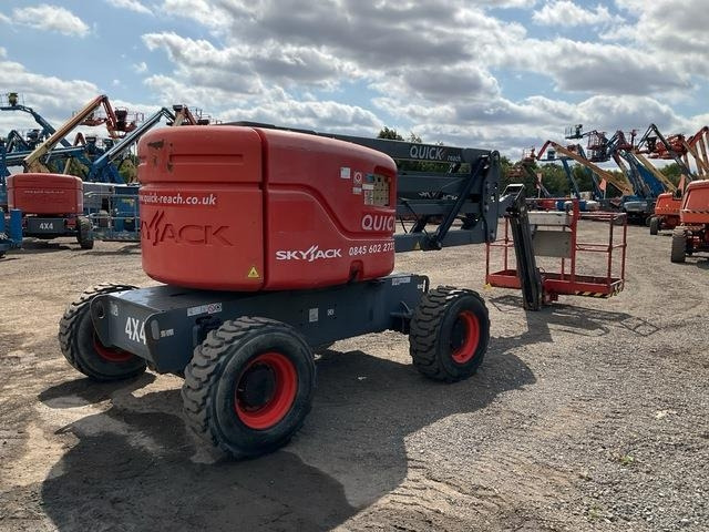 SkyJack SJ51AJ - Articulated boom: picture 3 SkyJack SJ51AJ - Articulated boom: picture 3