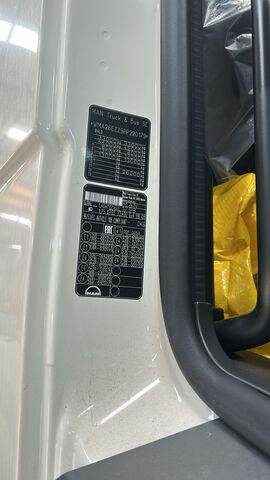 MAN TGS33.400 Jetter - Vacuum truck: picture 2 MAN TGS33.400 Jetter - Vacuum truck: picture 2