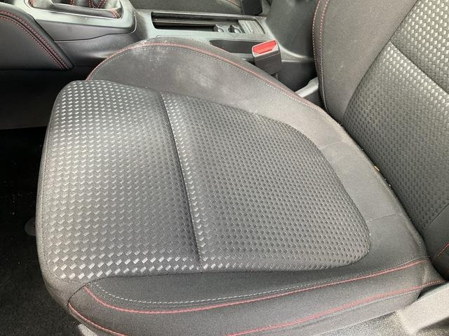 Car Ford Focus: picture 19