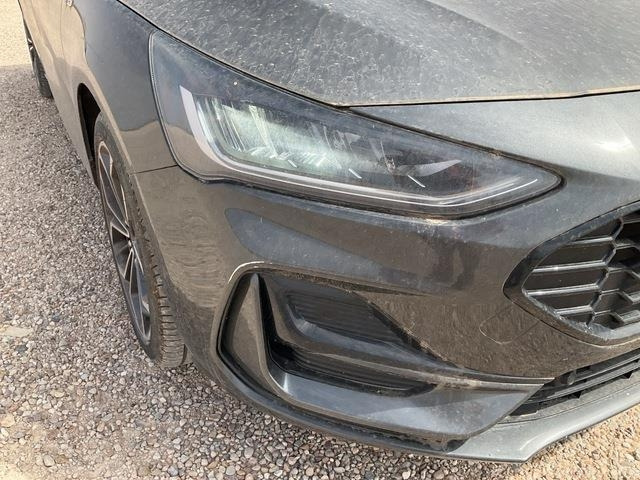 Car Ford Focus: picture 15