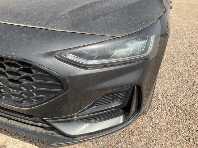 Car Ford Focus: picture 11