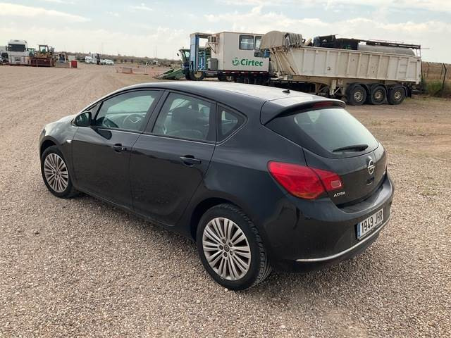 Opel Astra - Car: picture 2 Opel Astra - Car: picture 2