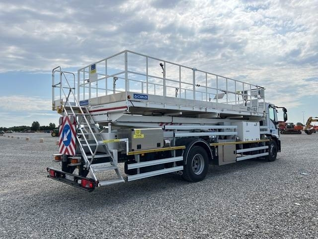 Iveco Eurocargo 180E25 - Truck mounted aerial platform, Scissor lift: picture 3 Iveco Eurocargo 180E25 - Truck mounted aerial platform, Scissor lift: picture 3