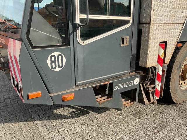 All terrain crane Terex Demag AC80-1: picture 10