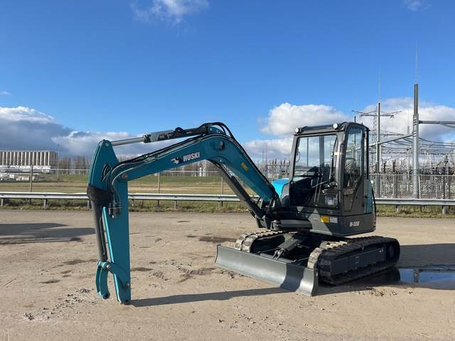 Toyota Huski M55U - Mini excavator: picture 1 Toyota Huski M55U - Mini excavator: picture 1