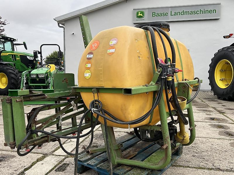 Amazone US602 12m - Tractor mounted sprayer: picture 1 Amazone US602 12m - Tractor mounted sprayer: picture 1