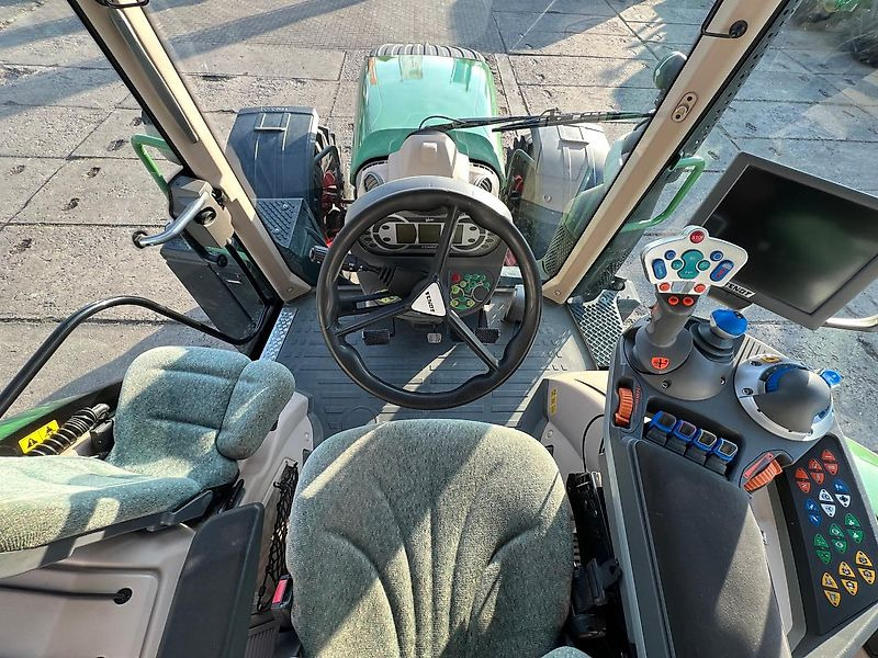 Farm tractor Fendt 714 Vario ProfiPlus: picture 10
