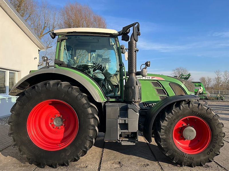Fendt 714 Vario ProfiPlus - Farm tractor: picture 5 Fendt 714 Vario ProfiPlus - Farm tractor: picture 5