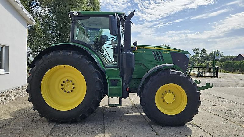 John Deere 6175R - Farm tractor: picture 4 John Deere 6175R - Farm tractor: picture 4