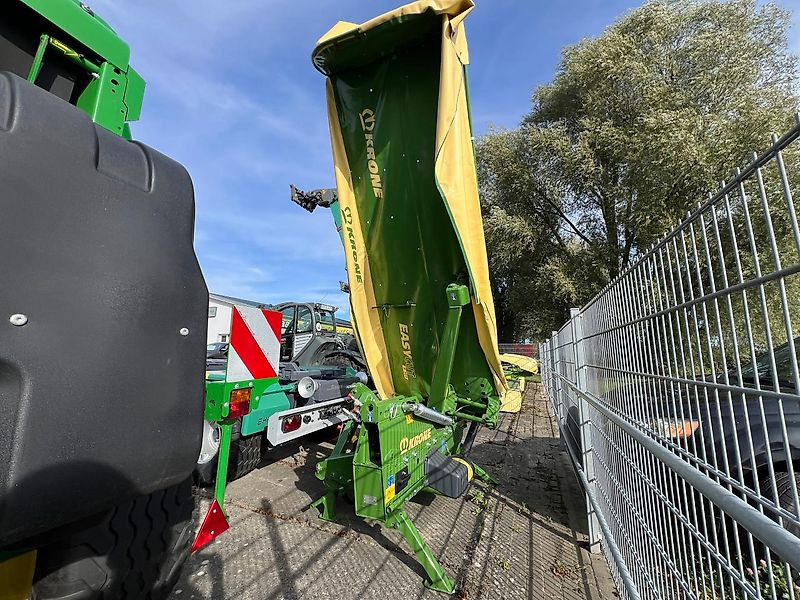 Krone EasyCut R360 - Mower: picture 1 Krone EasyCut R360 - Mower: picture 1