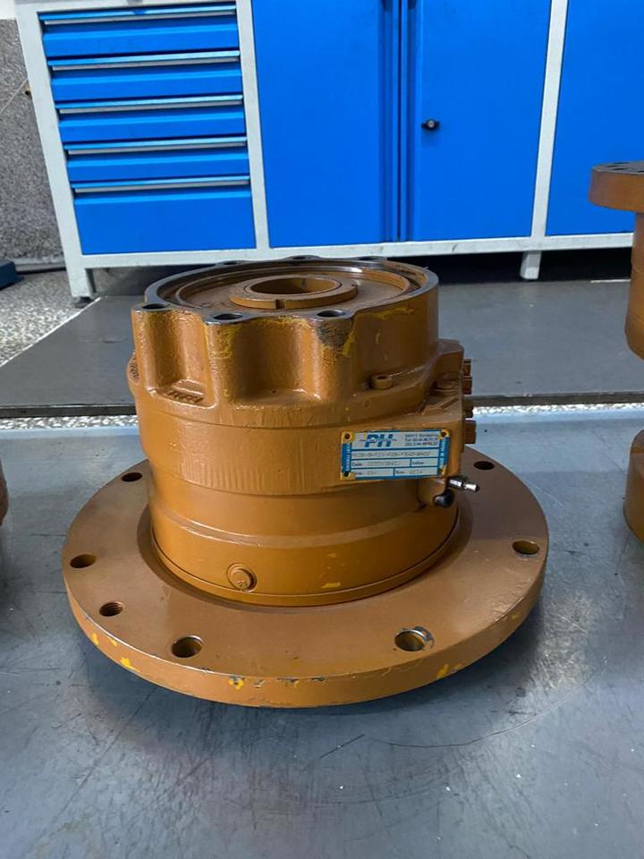POCLAIN MS18-2-621-A1B-1720-EJ00 - Hydraulic motor for Construction machinery: picture 5 POCLAIN MS18-2-621-A1B-1720-EJ00 - Hydraulic motor for Construction machinery: picture 5