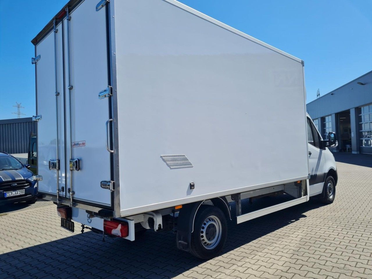 Mercedes-Benz Sprinter 315 Möbel Koffer RWD KLIMA KOMFORT TEMP - Box van: picture 4 Mercedes-Benz Sprinter 315 Möbel Koffer RWD KLIMA KOMFORT TEMP - Box van: picture 4