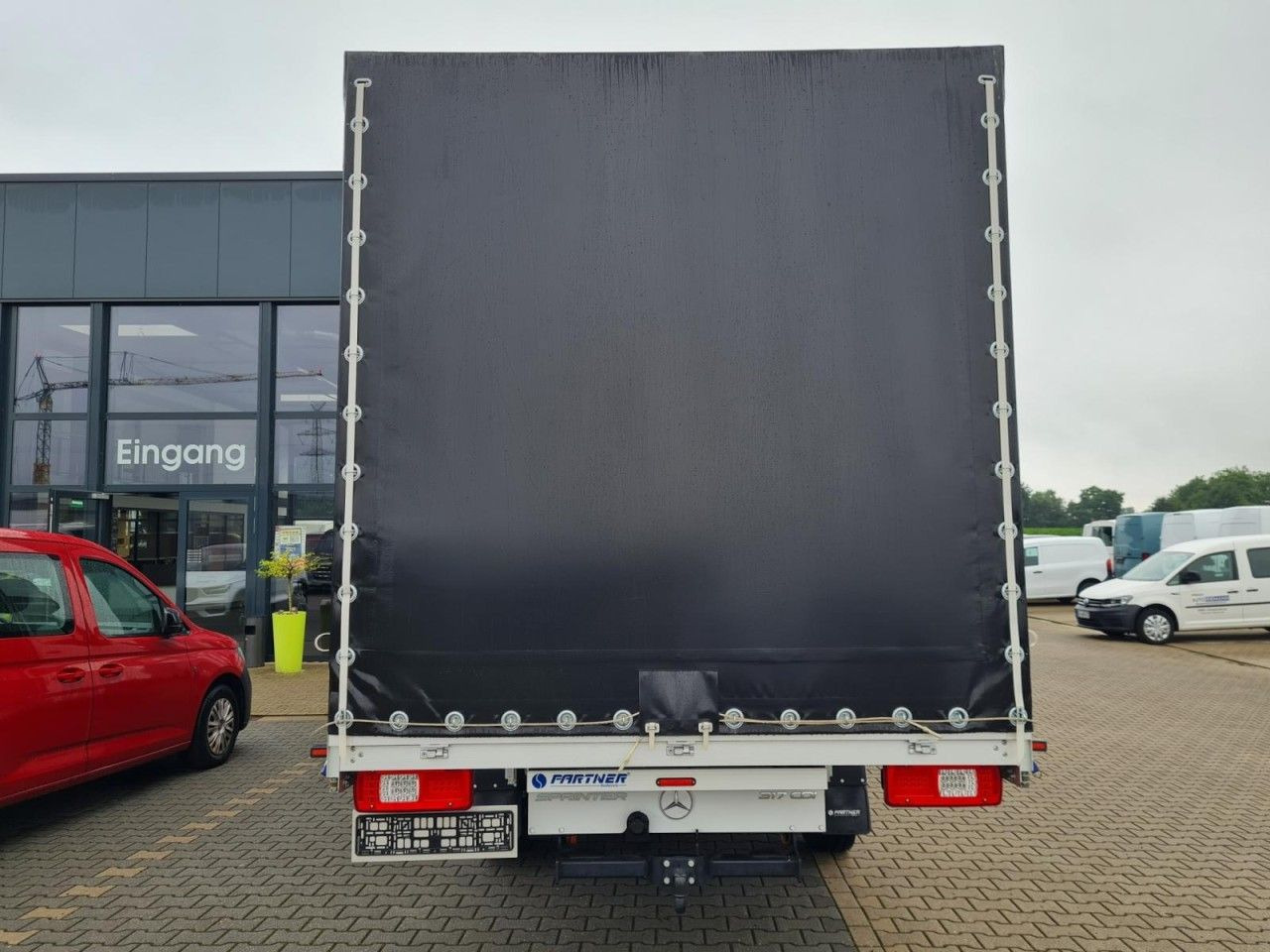 Mercedes-Benz Sprinter 317 Cdi Pritsche Plane Schlafkab. AHK L - Curtain side van: picture 5 Mercedes-Benz Sprinter 317 Cdi Pritsche Plane Schlafkab. AHK L - Curtain side van: picture 5