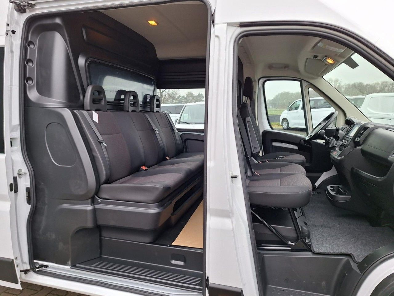Opel Movano 35 Cargo L4 Doka 6-Sitze verstärkt PDC - Panel van, Combi van: picture 4 Opel Movano 35 Cargo L4 Doka 6-Sitze verstärkt PDC - Panel van, Combi van: picture 4