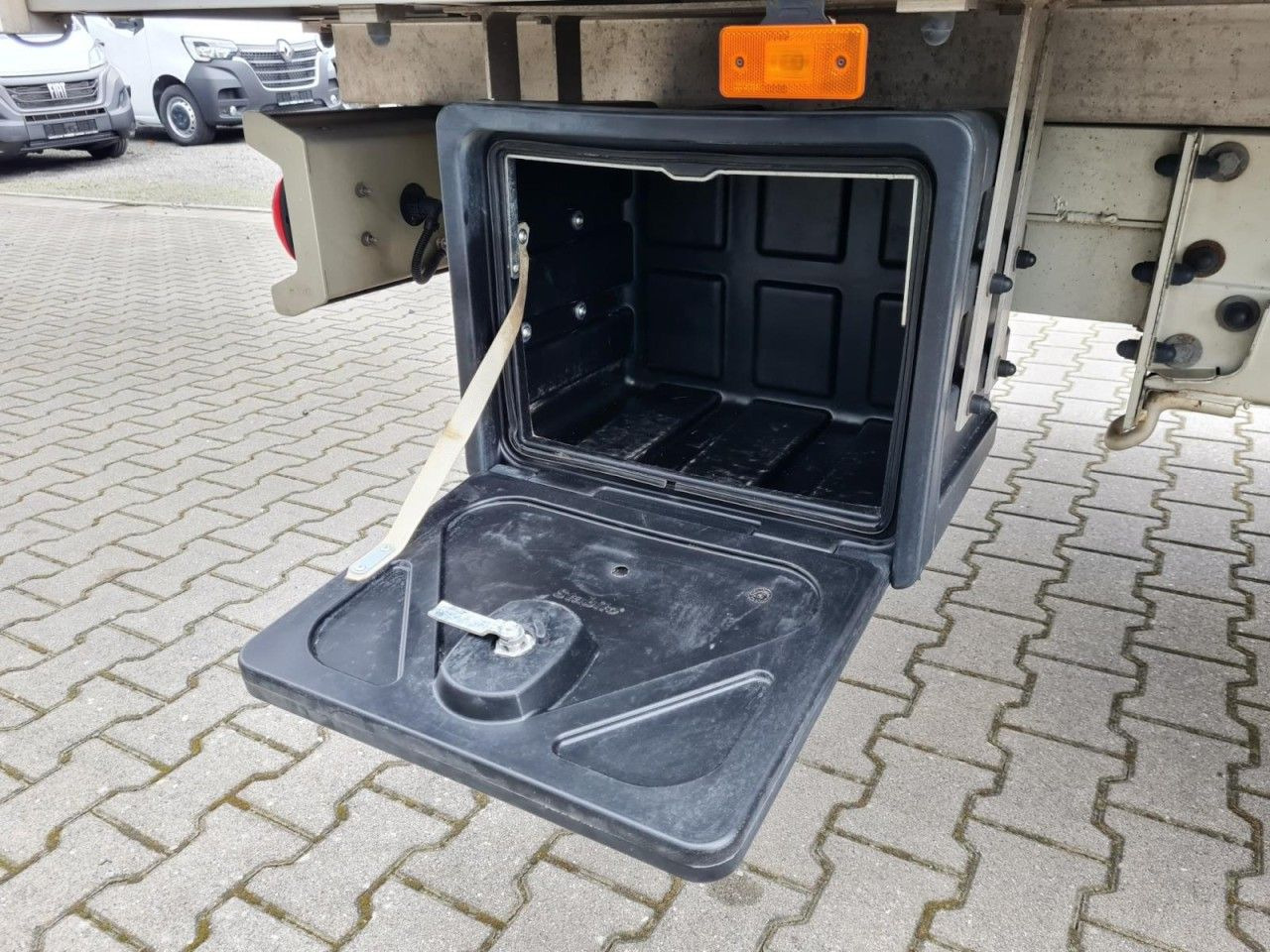 Curtain side van Peugeot Boxer Pritsche L4 Schiebe Plane Schlafkab Luftfe: picture 19