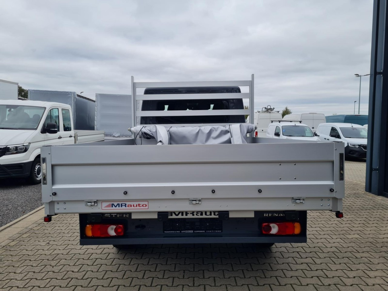 Renault Master 35 New Doka lang L3 AG Klima Komfort Tempomat - Flatbed van, Combi van: picture 5 Renault Master 35 New Doka lang L3 AG Klima Komfort Tempomat - Flatbed van, Combi van: picture 5