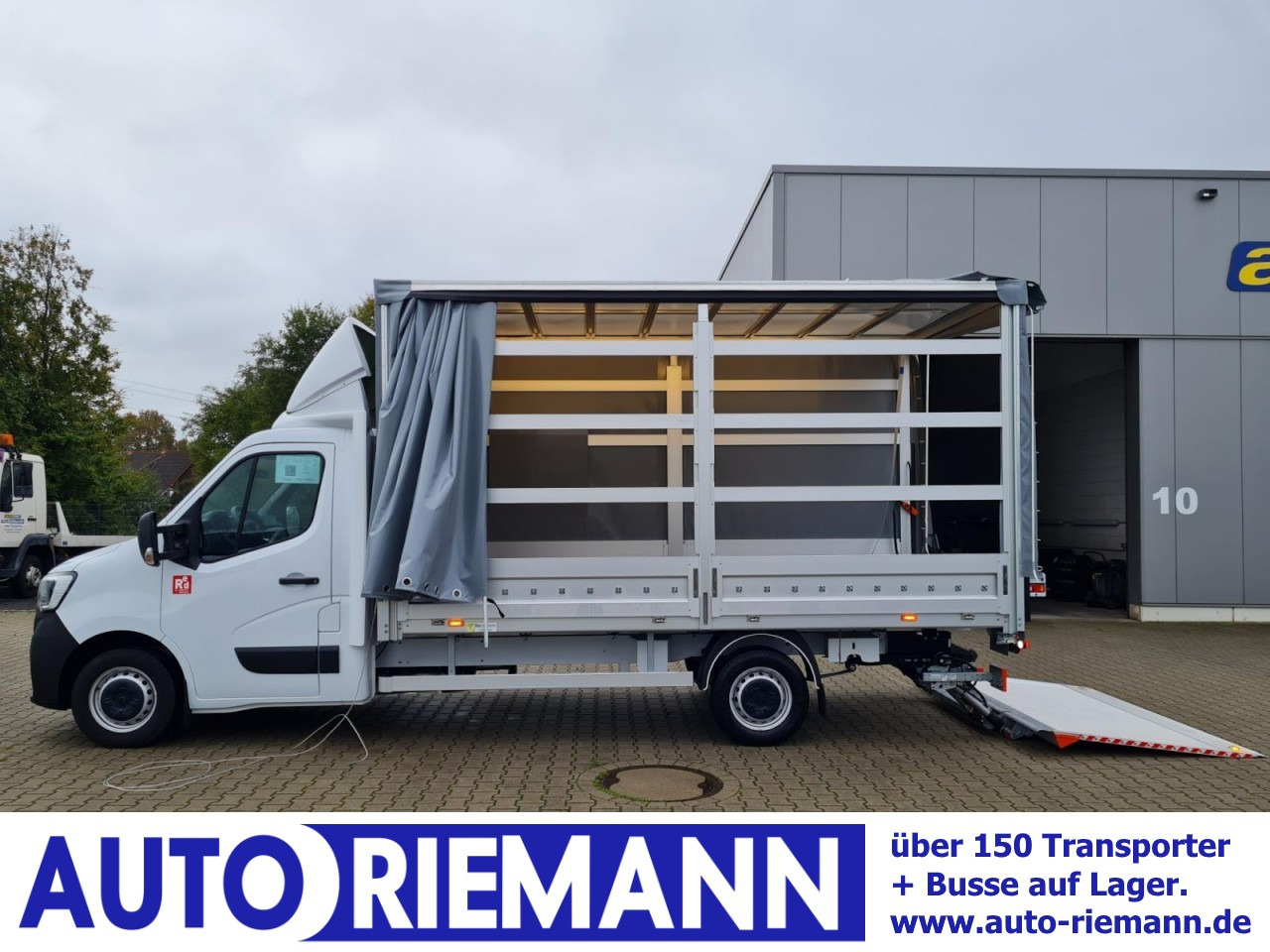 Renault Master 35 Pritsche Schiebe Plane LBW LUFTFEDERUNG - Curtain side van: picture 1 Renault Master 35 Pritsche Schiebe Plane LBW LUFTFEDERUNG - Curtain side van: picture 1