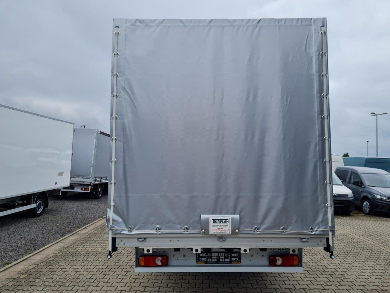 Renault Master 35 Pritsche Schiebe Plane Schlafkab Luftf - Curtain side van: picture 5 Renault Master 35 Pritsche Schiebe Plane Schlafkab Luftf - Curtain side van: picture 5
