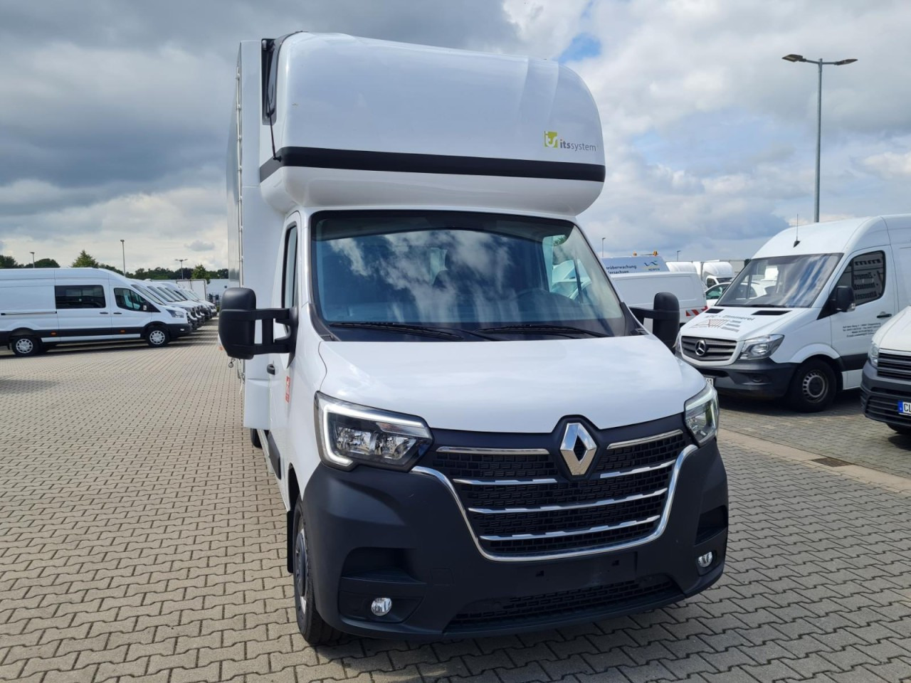 Renault Master 35 Pritsche Schiebe Plane Schlafkab. STHZ - Curtain side van: picture 2 Renault Master 35 Pritsche Schiebe Plane Schlafkab. STHZ - Curtain side van: picture 2