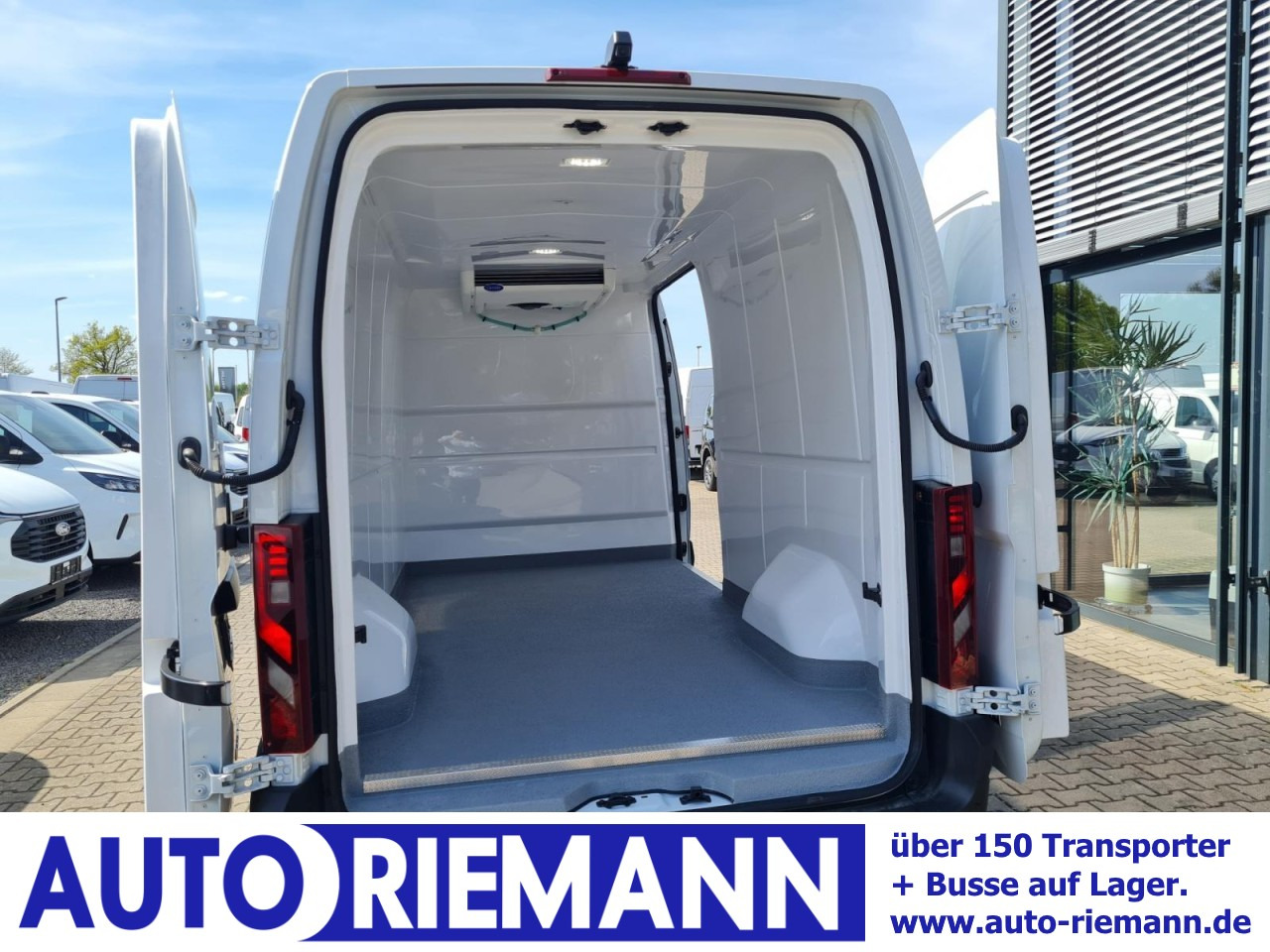 Renault Master New 35 Kühlkasten Carrier L3 KAMERA KLIMA TEMPO - Refrigerated van: picture 1 Renault Master New 35 Kühlkasten Carrier L3 KAMERA KLIMA TEMPO - Refrigerated van: picture 1