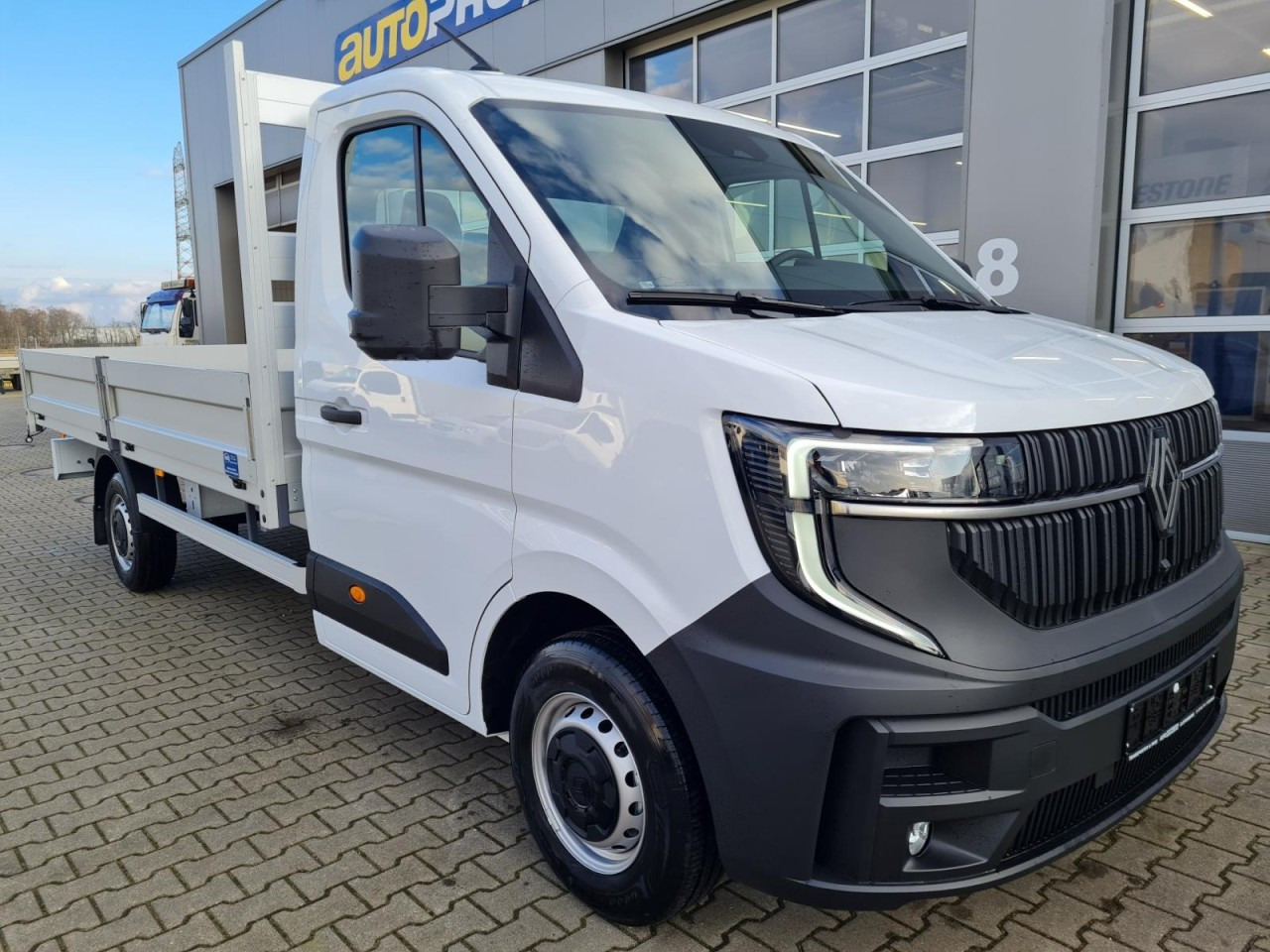 Renault Master New 35 Pritsche lang KLIMA KOMFORT TEMPOMAT - Flatbed van: picture 3 Renault Master New 35 Pritsche lang KLIMA KOMFORT TEMPOMAT - Flatbed van: picture 3